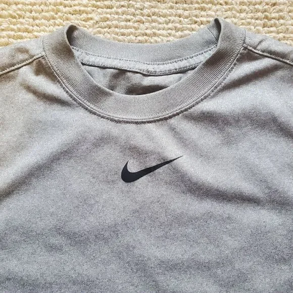 Nike Dri-Fit Gray Youth Sleeveless Tank Top - Picture 2 of 5